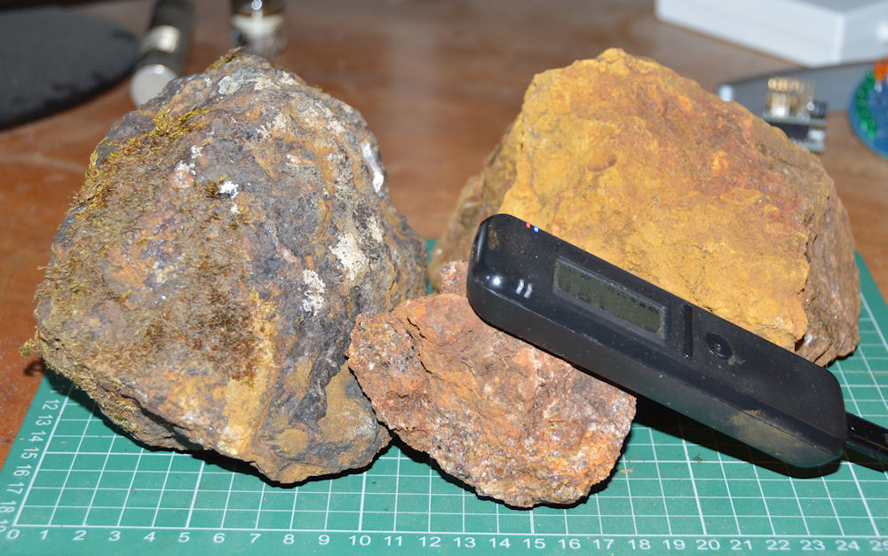 Rocks - radioactive - Uranium ore?